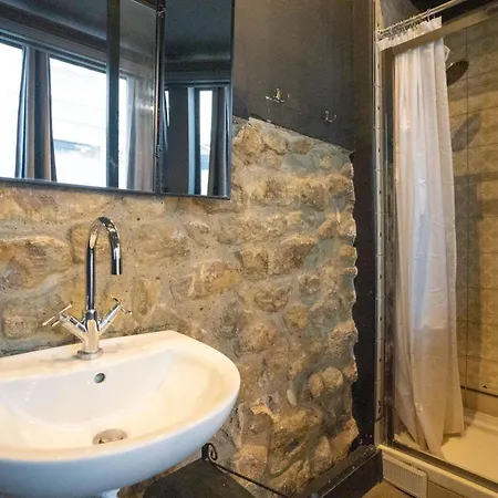 Notre Dame De Nazareth 3 - 2p Apartment Paris